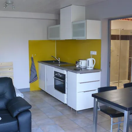 Studio Entre Savines Et Embrun Pres Du Lac De Serreponcon Crots Exterior foto